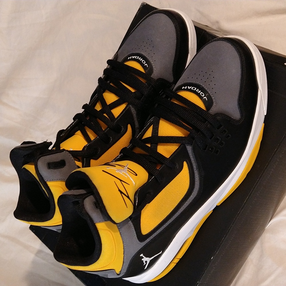Jordan Flight 23 RST - Picture 3 of 12